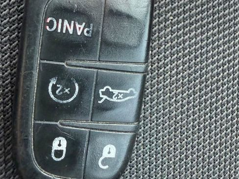 Used 2022 Dodge Charger SXT w/ Blacktop Package image 30