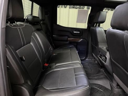 Used 2020 Chevrolet Silverado 1500 High Country w/ Technology Package AWD/4WD image 24