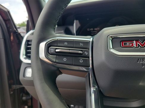 New 2025 GMC Acadia Elevation w/ Super Cruise Package image 17