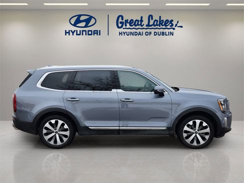 Used 2022 Kia Telluride EX w/ EX Premium Package image 6