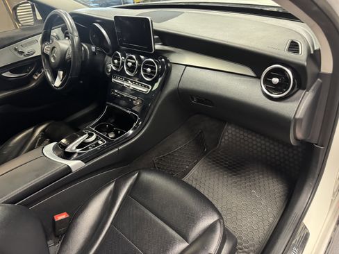 Used 2015 Mercedes-Benz C 300 4MATIC Sedan w/ Premium 1 Package image 10
