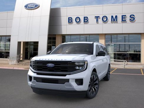 New 2025 Ford Expedition Max Platinum w/ Driver's Package image 2