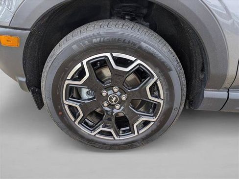 New 2025 Ford Bronco Sport Outer Banks AWD/4WD image 10