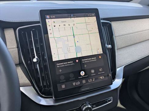 New 2026 Volvo XC90 T8 Plus w/ Protection Package image 9