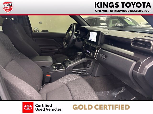Used 2025 Toyota 4Runner SR5 AWD/4WD image 24