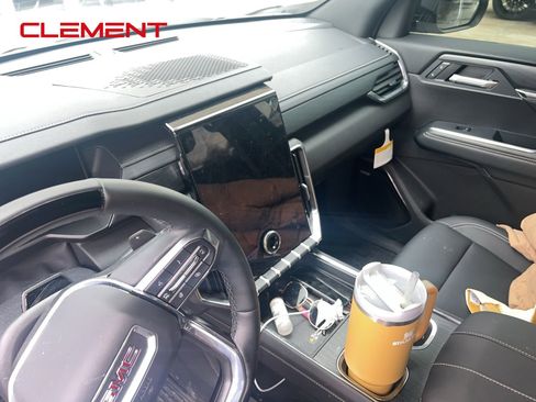 Used 2026 GMC Acadia Elevation w/ Super Cruise Package image 18