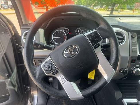 Used 2017 Toyota Tundra SR5 w/ TRD Off Road Package image 27