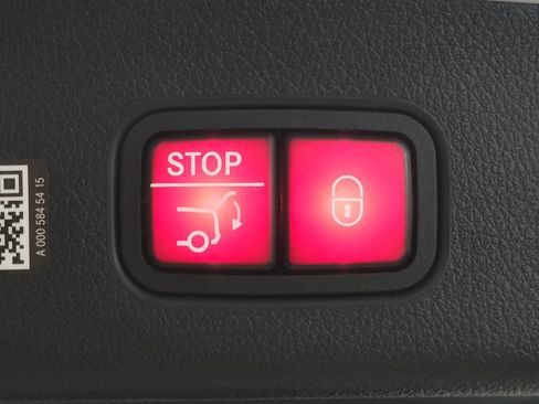 Certified 2026 Mercedes-Benz GLC 300 4MATIC image 28
