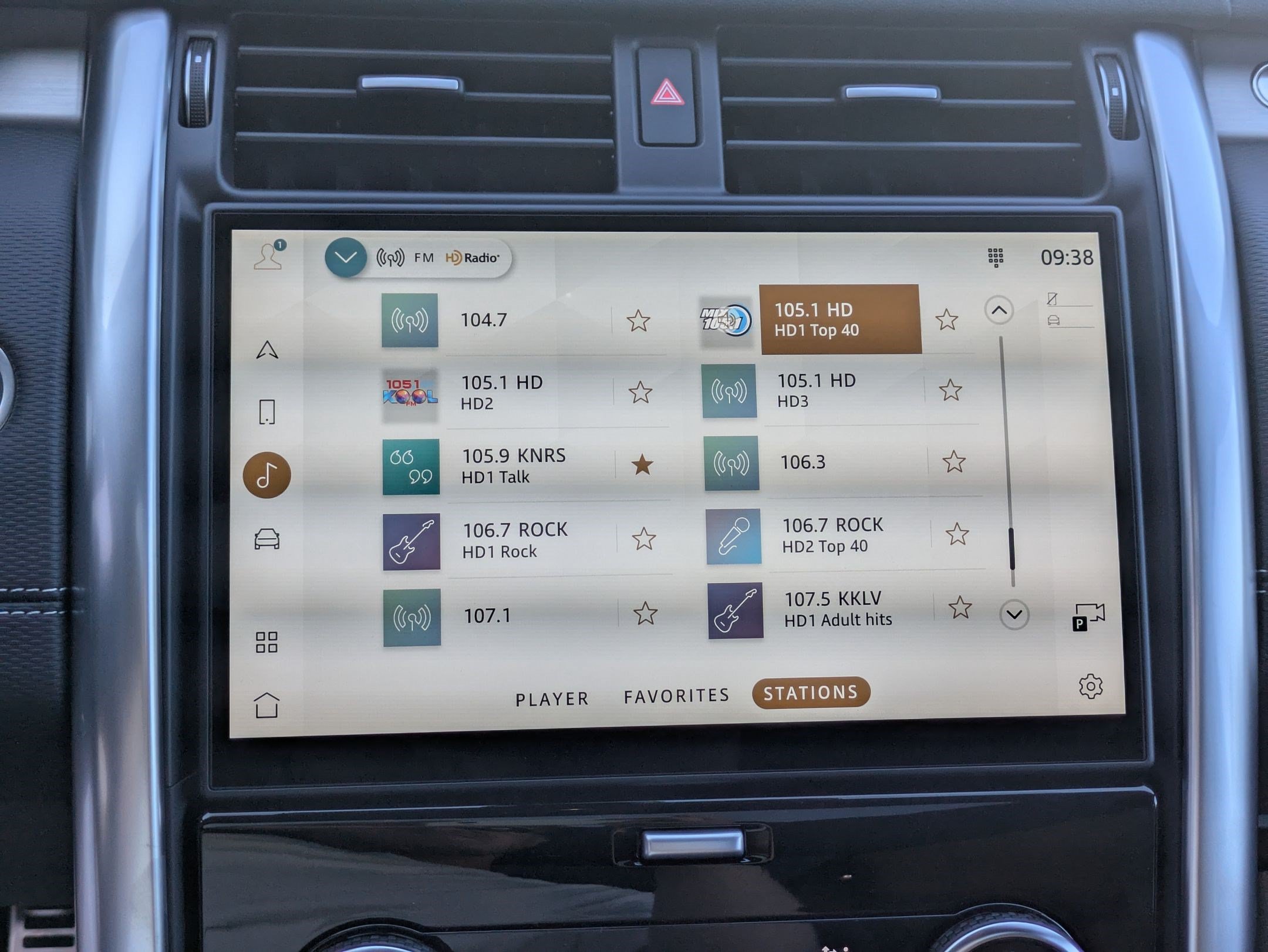 New 2026 Land Rover Discovery Limited Edition AWD/4WD image 19