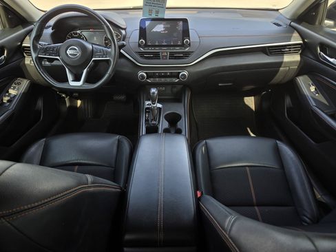 Used 2022 Nissan Altima 2.5 SR FWD image 18