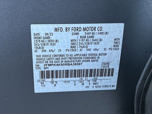 Used 2024 Ford Edge Titanium image 20