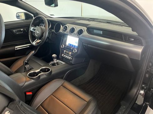 Used 2019 Ford Mustang GT w/ Equipment Group 301A RWD image 22