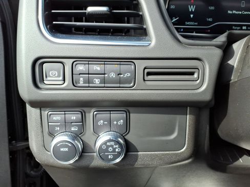 Certified 2022 GMC Yukon SLT w/ SLT Premium Package image 16