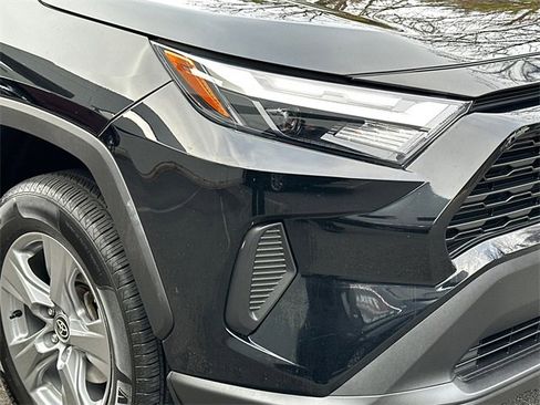 Certified 2022 Toyota RAV4 XLE w/ Convenience Package image 11