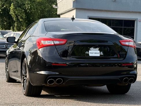 Used 2018 Maserati Ghibli RWD image 3