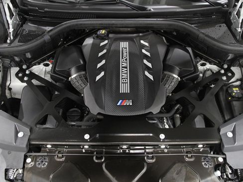 Used 2022 BMW X5 M Base w/ Competition Package image 24