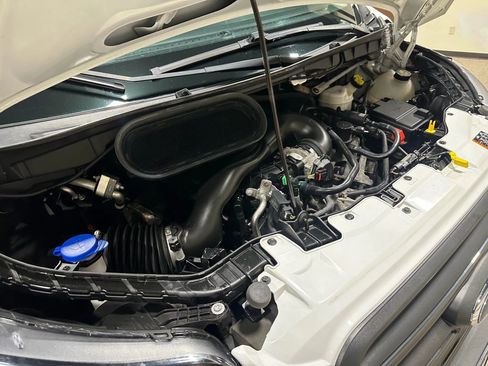 Used 2020 Ford Transit 150 XL image 49