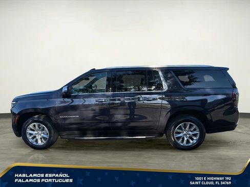 Certified 2025 Chevrolet Suburban Premier RWD image 3
