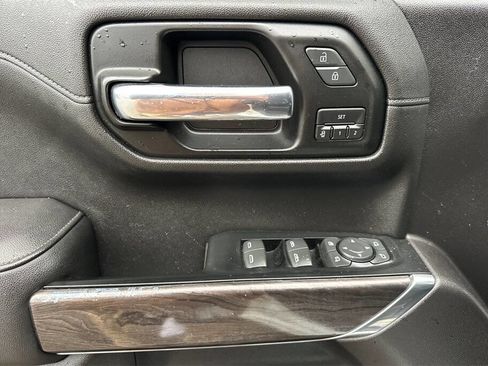 Used 2019 Chevrolet Silverado 1500 LTZ image 10