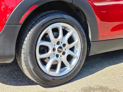 Used 2016 MINI Cooper Clubman FWD image 56