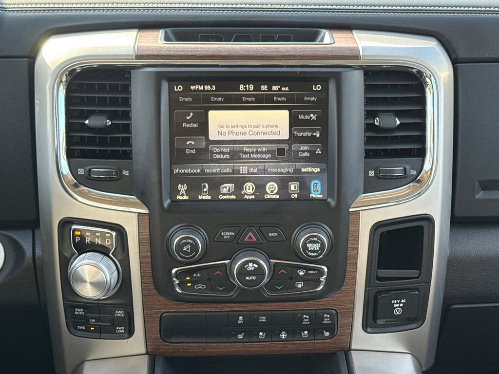 Used 2017 RAM 1500 Laramie w/ Convenience Group AWD/4WD image 13