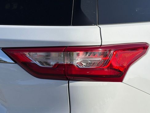 Used 2018 Chevrolet Traverse LS w/ LPO, Floor Liner Package FWD image 52
