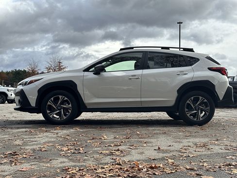 Used 2024 Subaru Crosstrek 2.0i Premium image 9