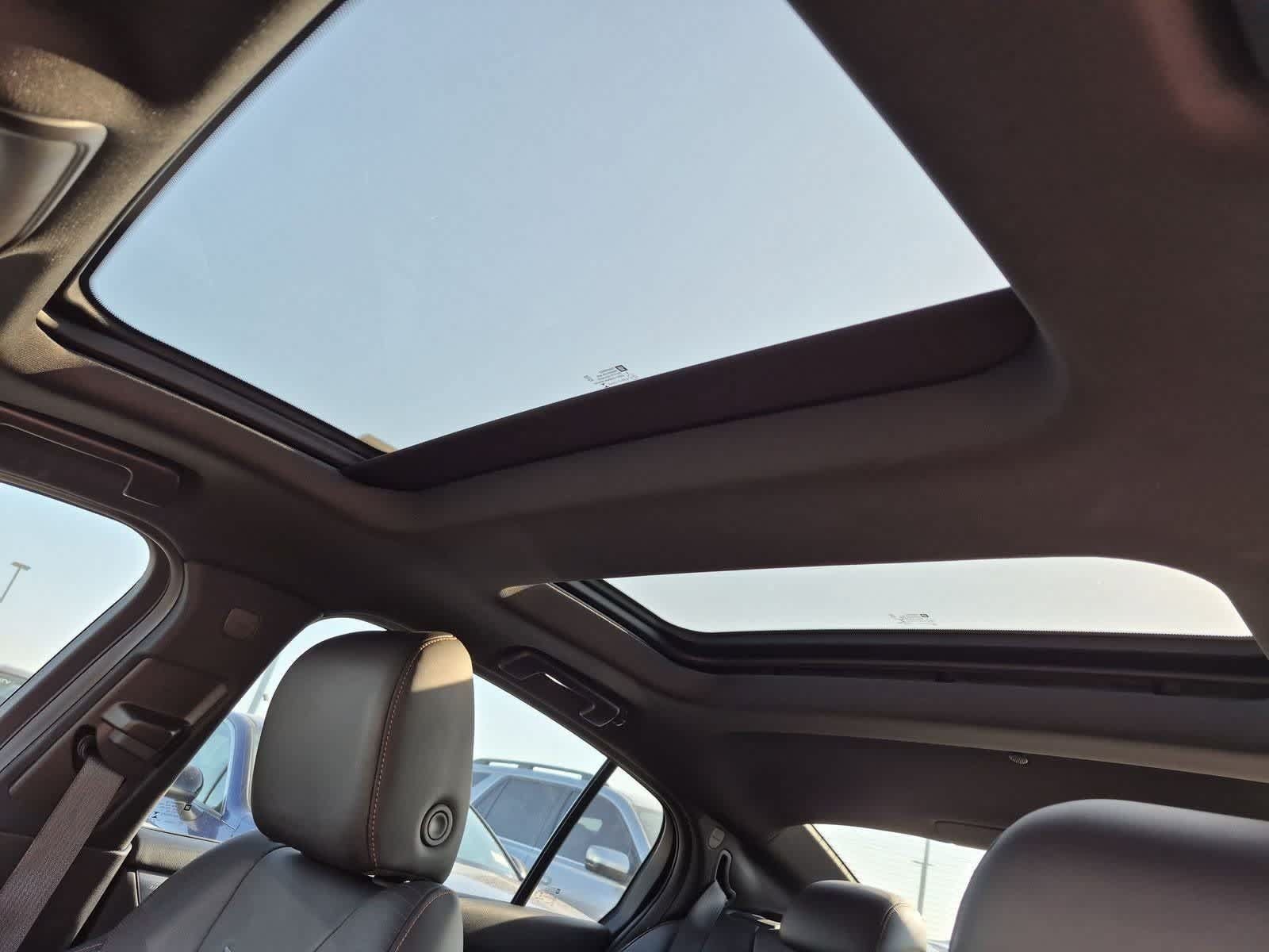 Used 2023 Cadillac CT5 Sport RWD image 18