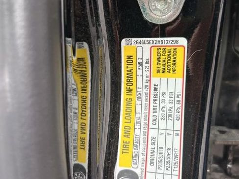 Used 2017 Buick Regal Sport Touring FWD image 18