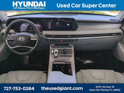 Used 2024 Hyundai Palisade SEL w/ Premium Package FWD image 18