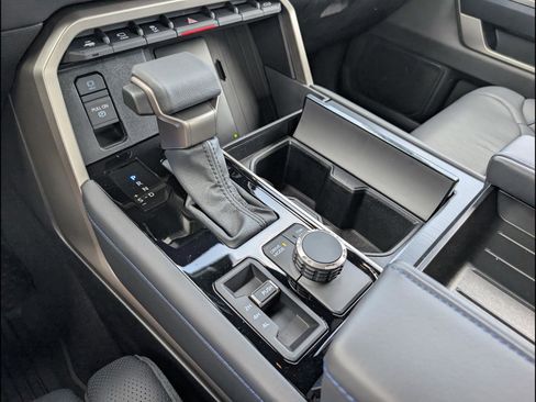 New 2026 Toyota Tundra Platinum AWD/4WD image 15