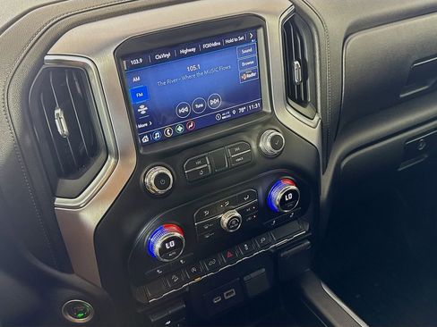 Used 2021 GMC Sierra 1500 Elevation w/ Preferred Package AWD/4WD image 17