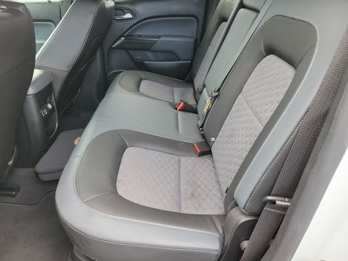 Used 2022 Chevrolet Colorado Z71 RWD image 16