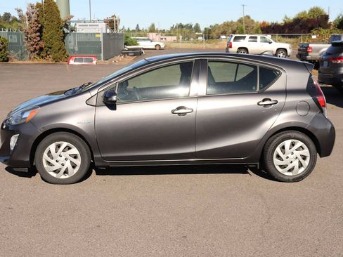 Used 2015 Toyota Prius C Two FWD image 8
