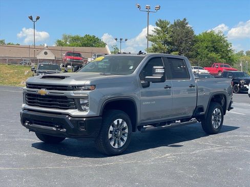 New 2026 Chevrolet Silverado 2500 Custom w/ Custom Value Package AWD/4WD image 3