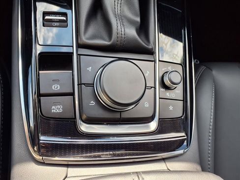 Certified 2025 MAZDA CX-30 AWD 2.5 S w/ Preferred Package image 23