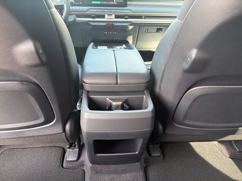 New 2027 Kia Telluride S AWD/4WD image 21