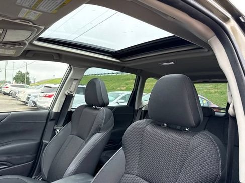 Used 2024 Subaru Forester Premium AWD/4WD image 16