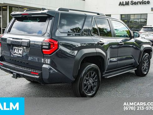 Used 2025 Toyota 4Runner SR5 AWD/4WD image 5