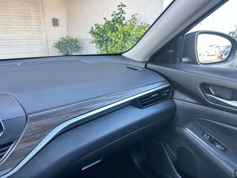 Used 2025 Nissan Altima 2.5 SV image 35