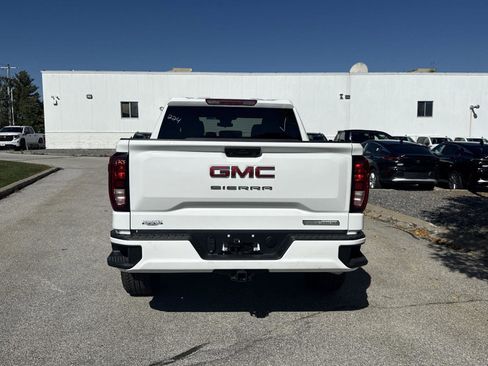 New 2026 GMC Sierra 1500 Elevation image 11