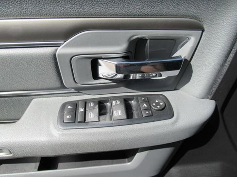 Used 2016 RAM 1500 Big Horn RWD image 20