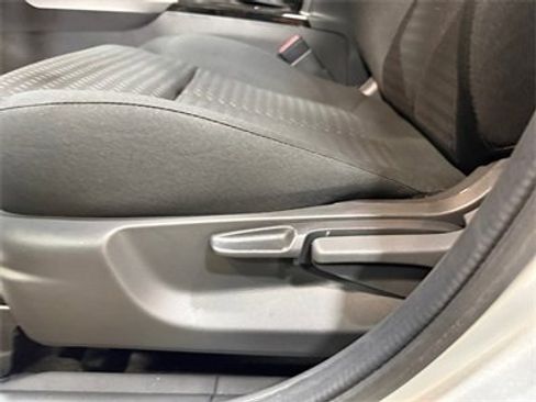 New 2026 Mitsubishi Eclipse Cross LE image 13