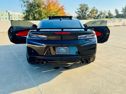 Used 2016 Chevrolet Camaro SS image 51
