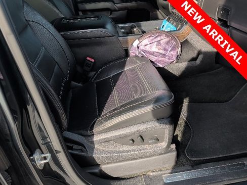Used 2017 GMC Sierra 1500 Denali image 9