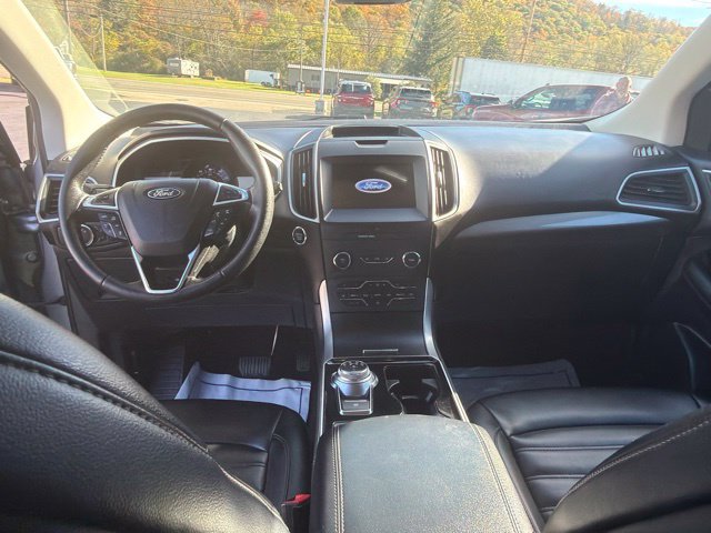 Used 2020 Ford Edge SEL w/ Convenience Package AWD/4WD image 5