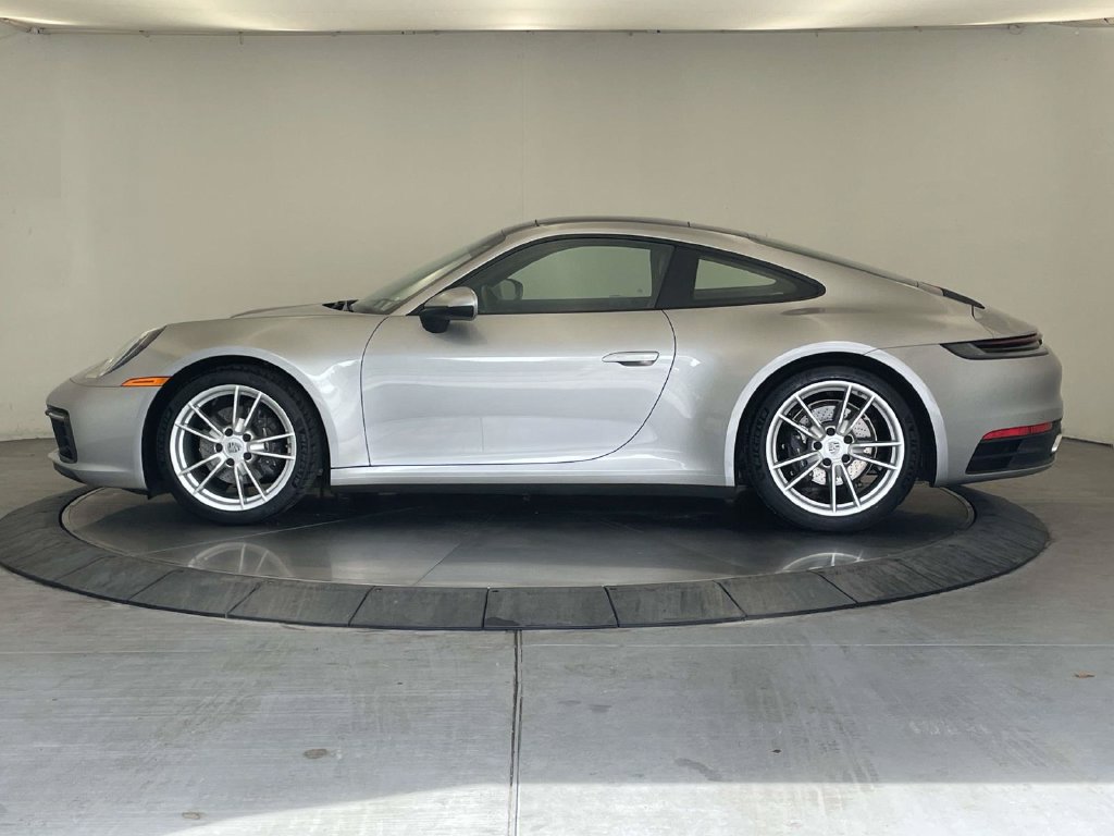 Certified 2024 Porsche 911 Carrera RWD image 2
