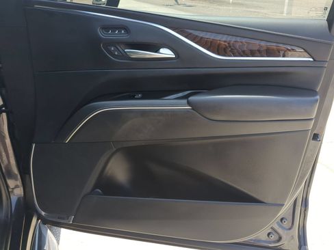 Certified 2022 Cadillac Escalade ESV Sport Platinum RWD image 29