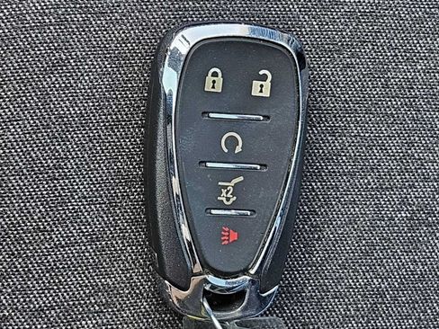 Used 2024 Chevrolet Equinox LT FWD image 33