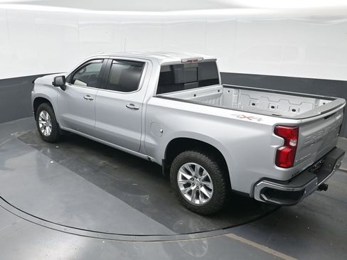 Used 2019 Chevrolet Silverado 1500 LTZ w/ LTZ Premium Package AWD/4WD image 27